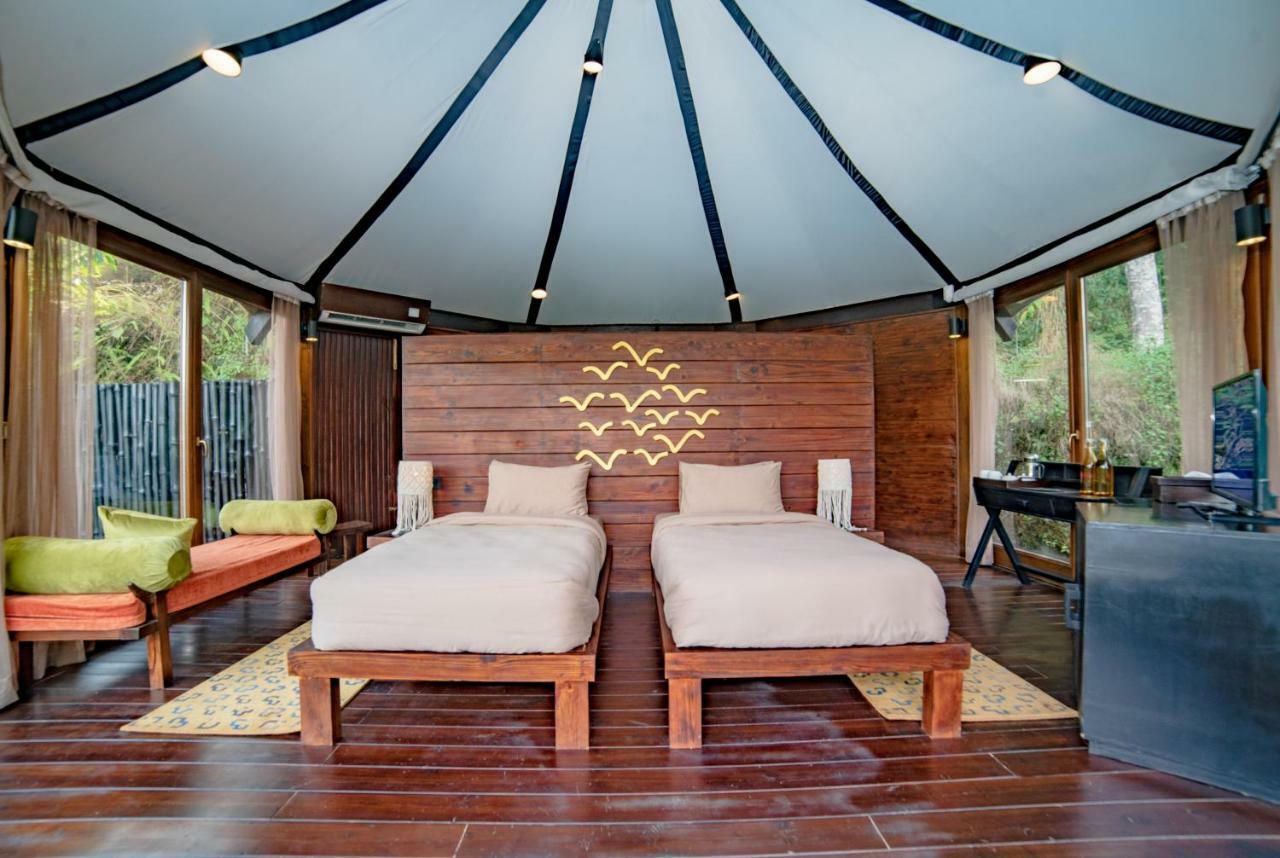 The Pavilions Himalayas Lake View Pokhara Exterior foto