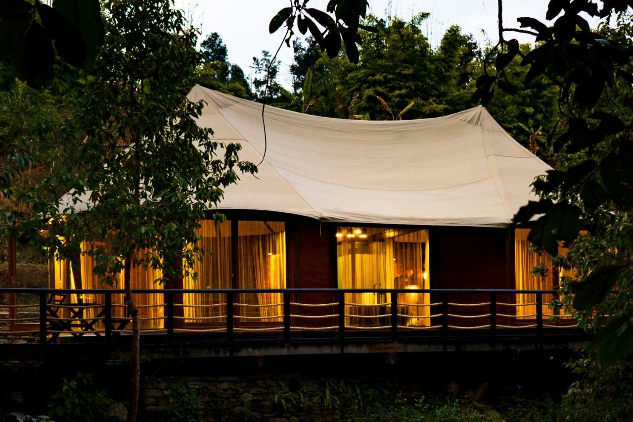 The Pavilions Himalayas Lake View Pokhara Exterior foto